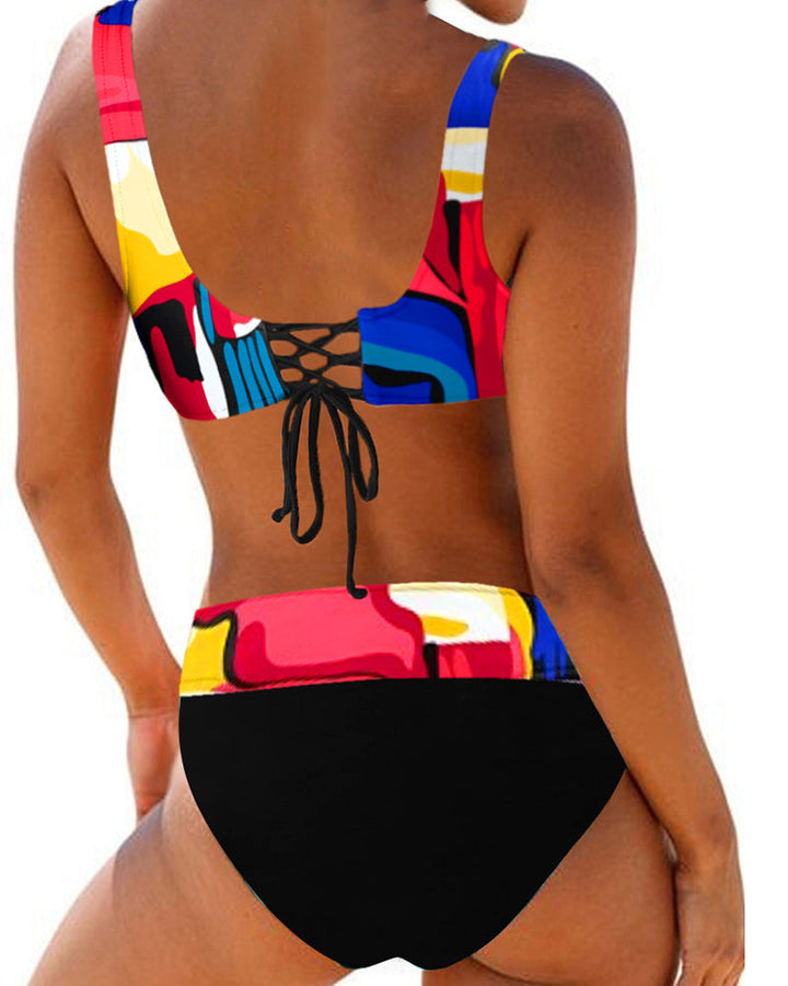Eva – Bikini coloré et joyeux