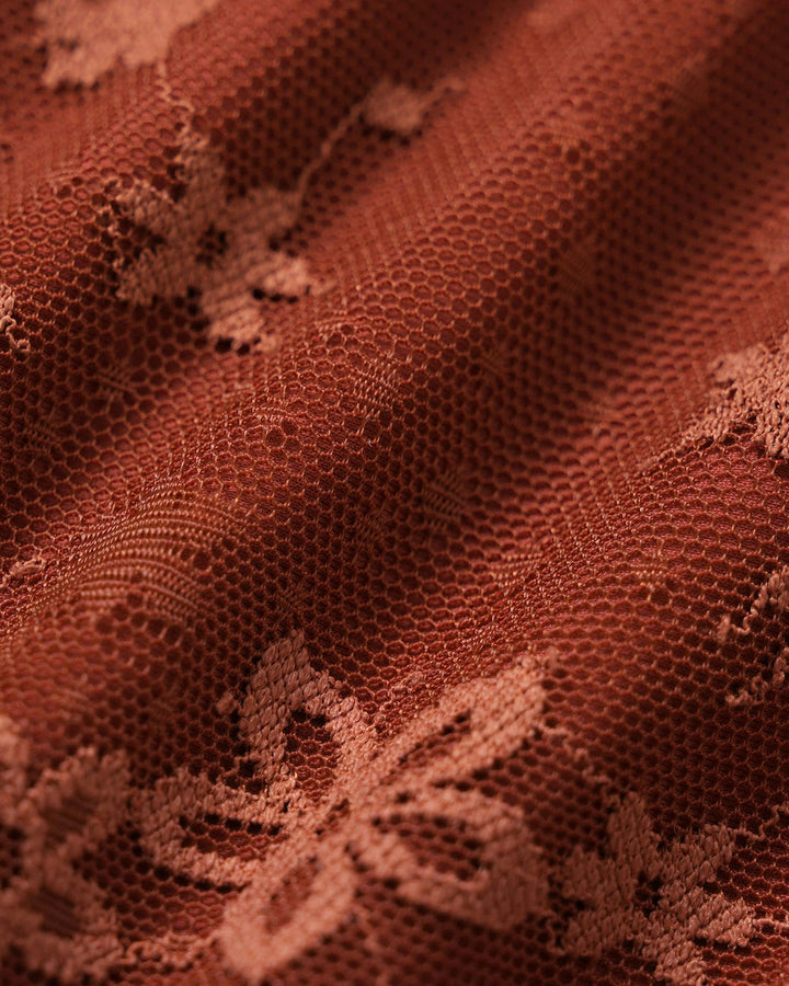 Ensemble de bikini en maille rouge à dos nu