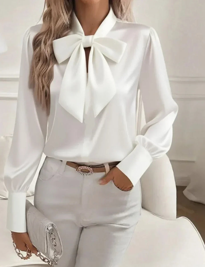 Eloria | Blouse en satin à manches longues et nœud