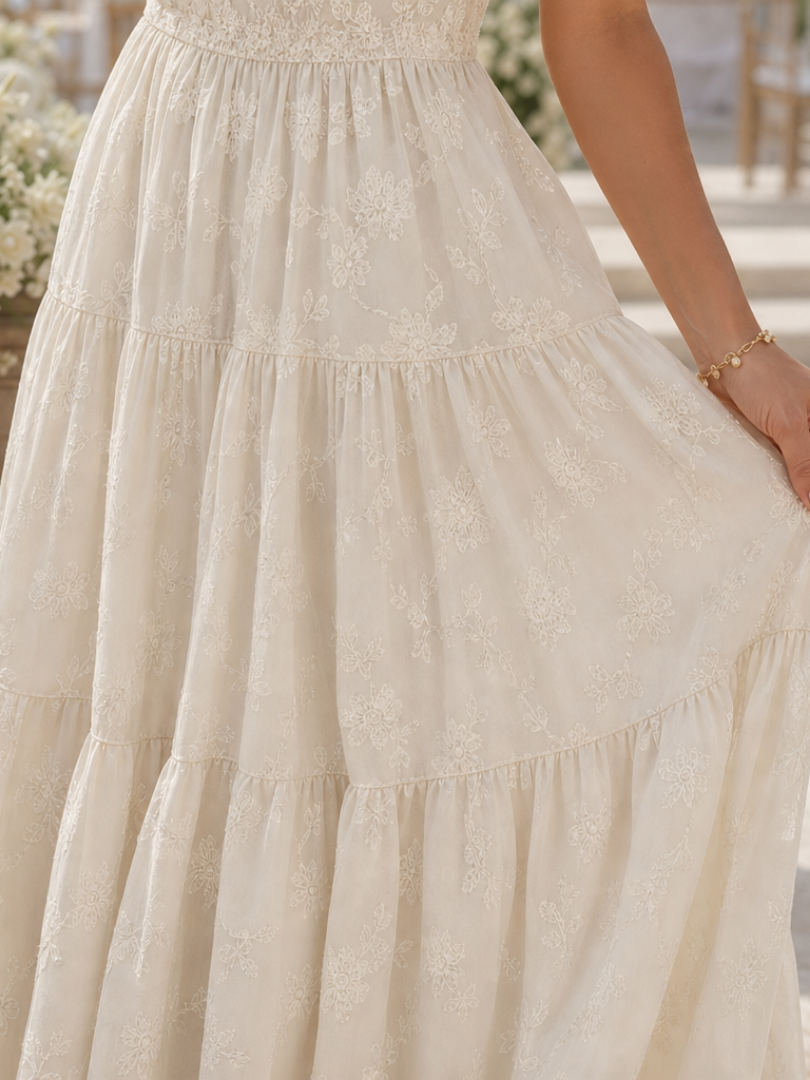 Elaria | Robe Midi à Manches Courtes et Détail Floral Texturé