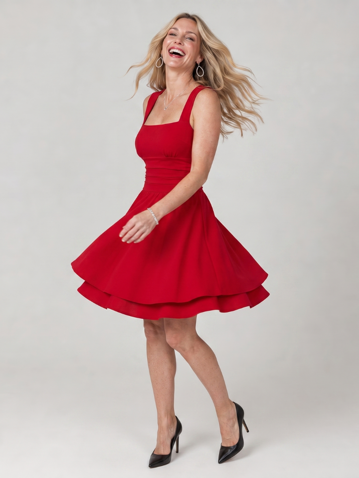Celen | Robe Mini Sans Manches à Col Carré et Jupe Évasée