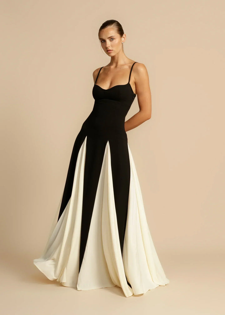 Oshrit™ | Robe Maxi Élégante à Volants Contrastés