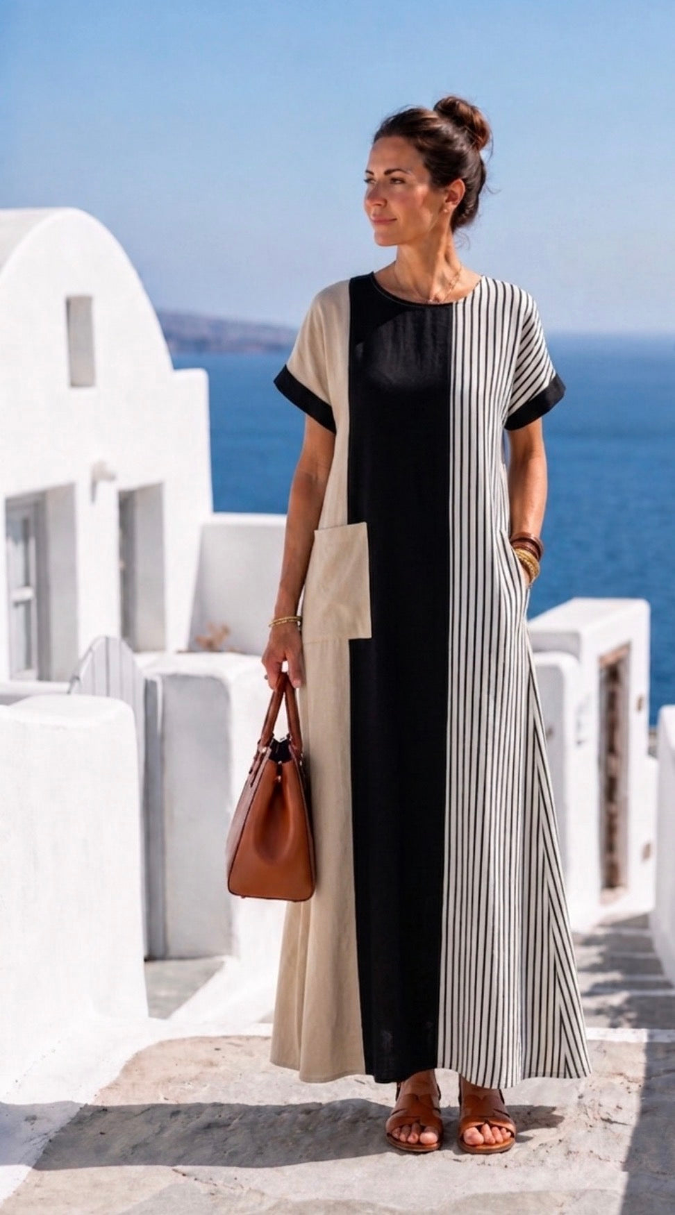 Elara | Robe maxi rayée à col rond et manches courtes