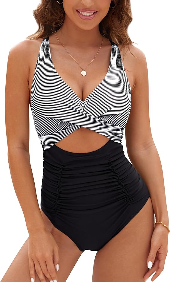 Maillot de Bain Une Pièce Froncé à Découpe Gainante