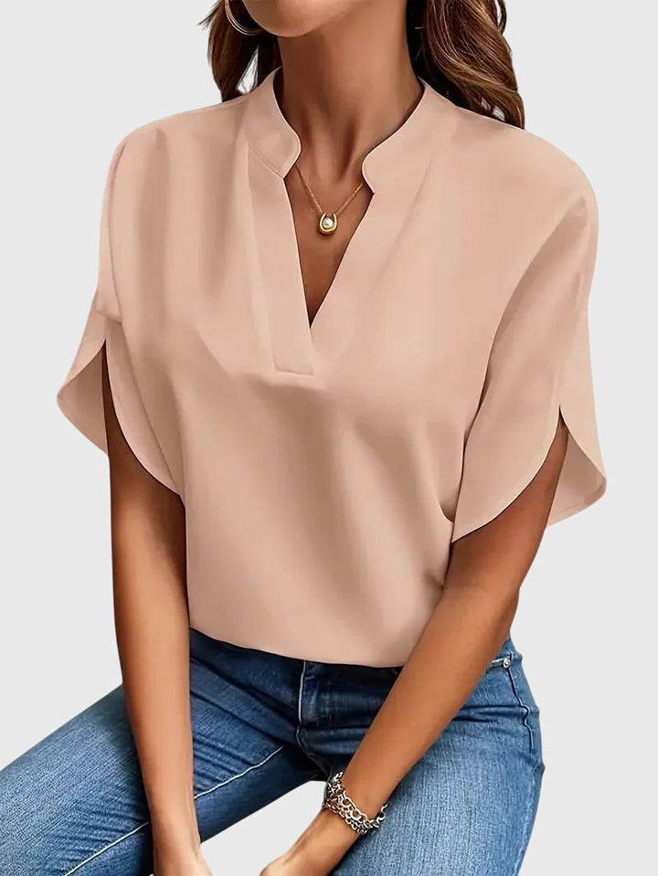 Beatrix | Chemise V-Décollée Douce et Élégante