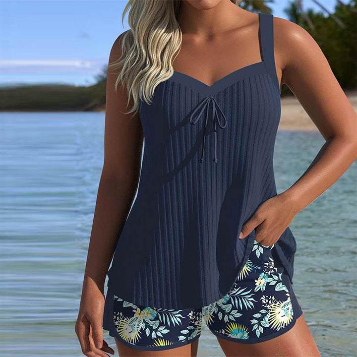 Lana® | Tankini rayé avec short de plage deux pièces