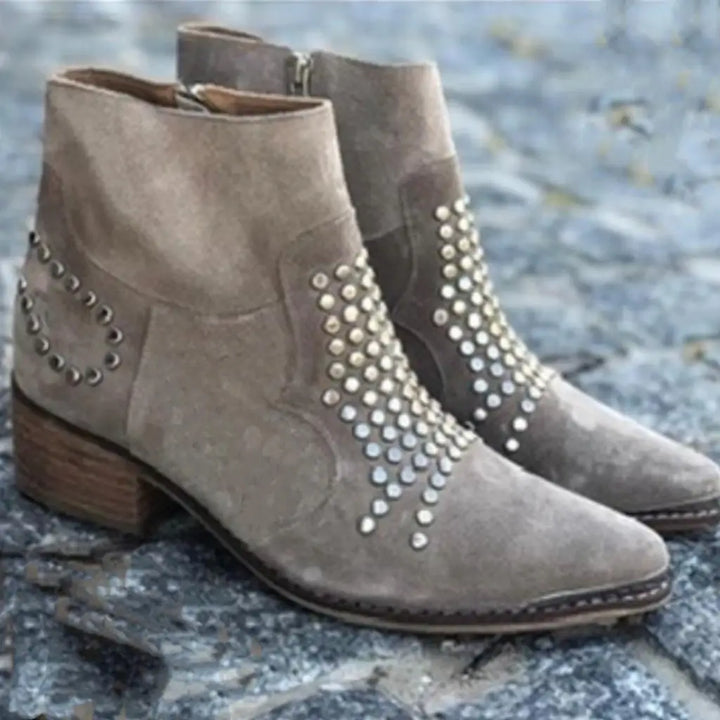 Sloane™ | Bottines à Bord Clouté