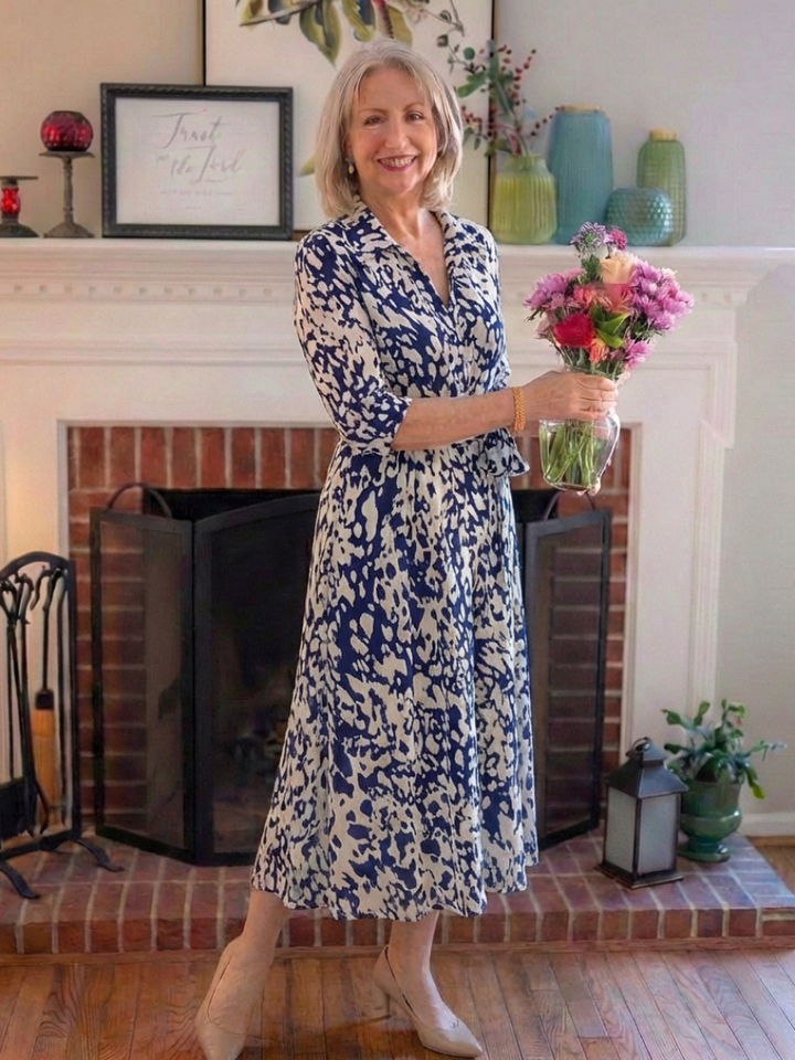 ORIANA | ROBE MIDI À MANCHES LONGUES AVEC COL ET CEINTURE