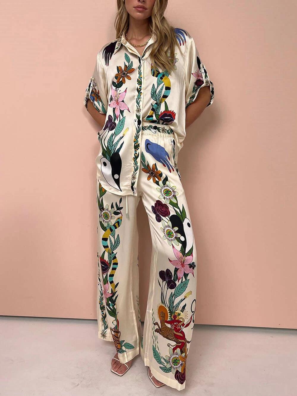 Nika | Ensemble chemise et pantalon en satin à imprimé unique Vibes Resort