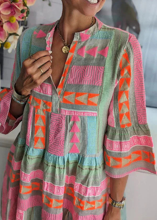 Ava | Robe d'été en chanvre chic à col en V