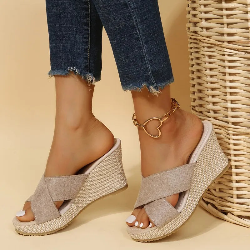 Sandales à Brides Croisées Chic