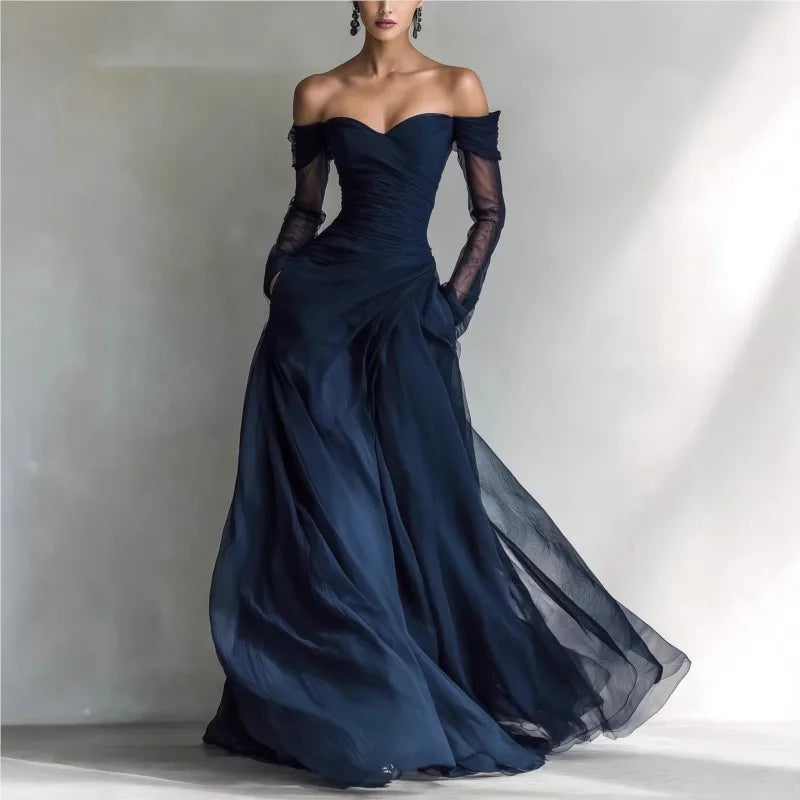 Matilda • Robe longue à épaules dénudées