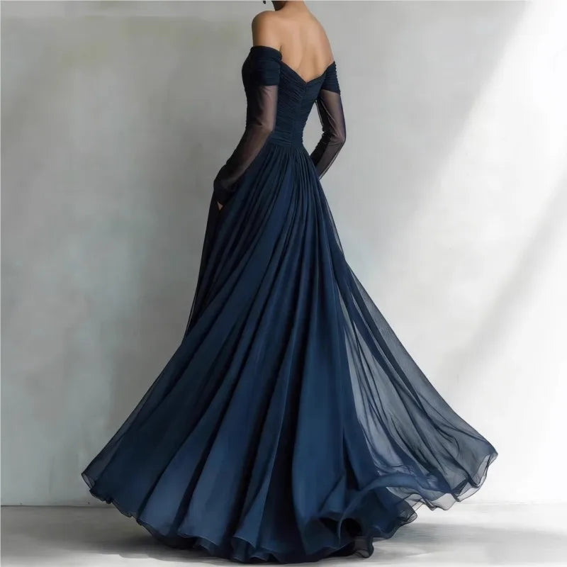 Matilda • Robe longue à épaules dénudées