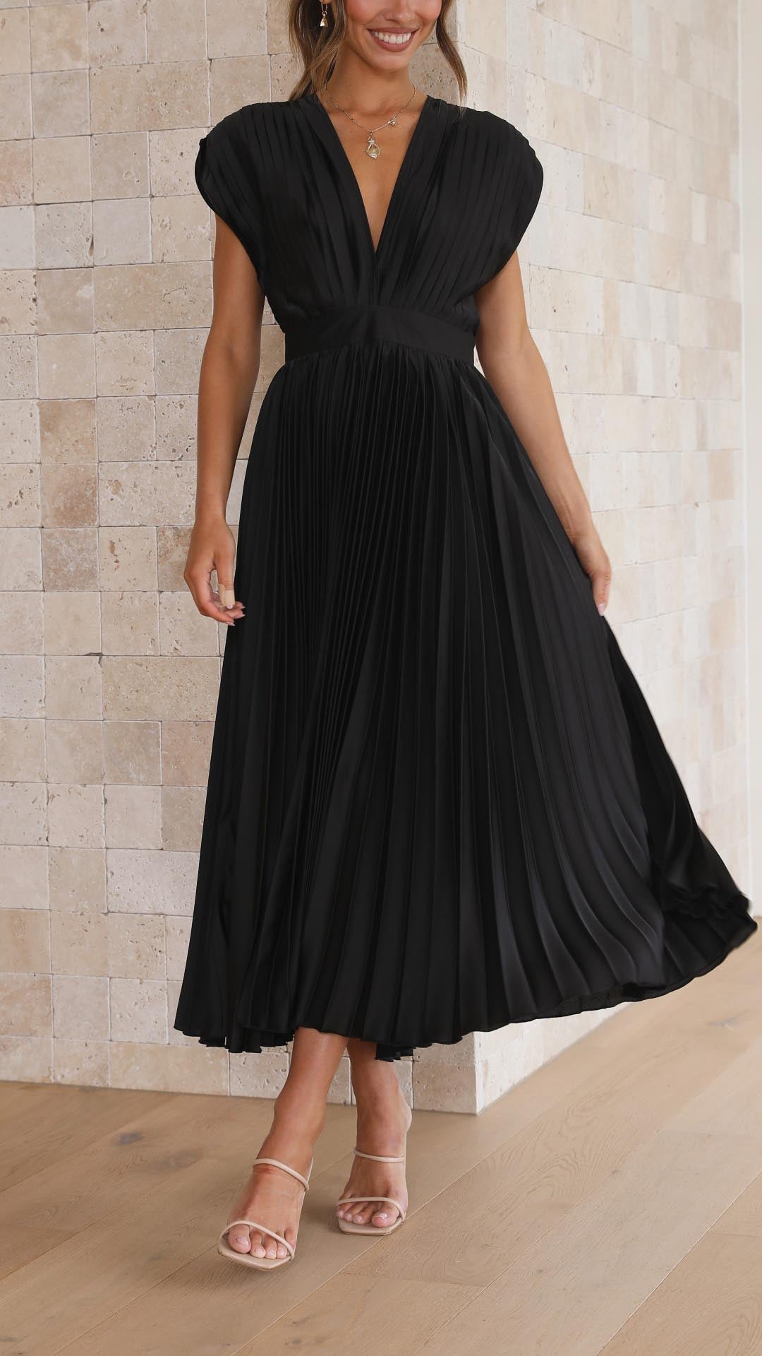 Isla | Robe plissée élégante