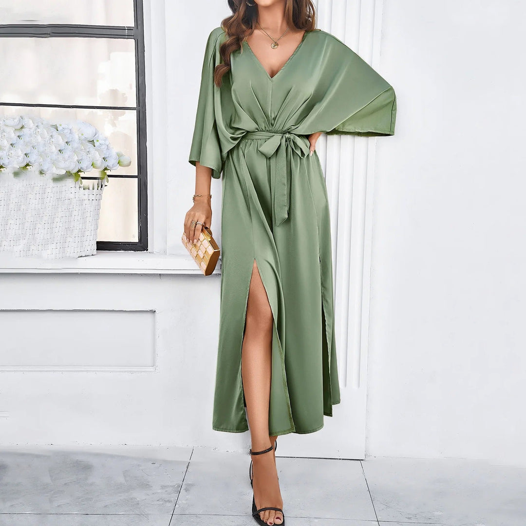 Patricia | Robe de printemps avec décolleté en V