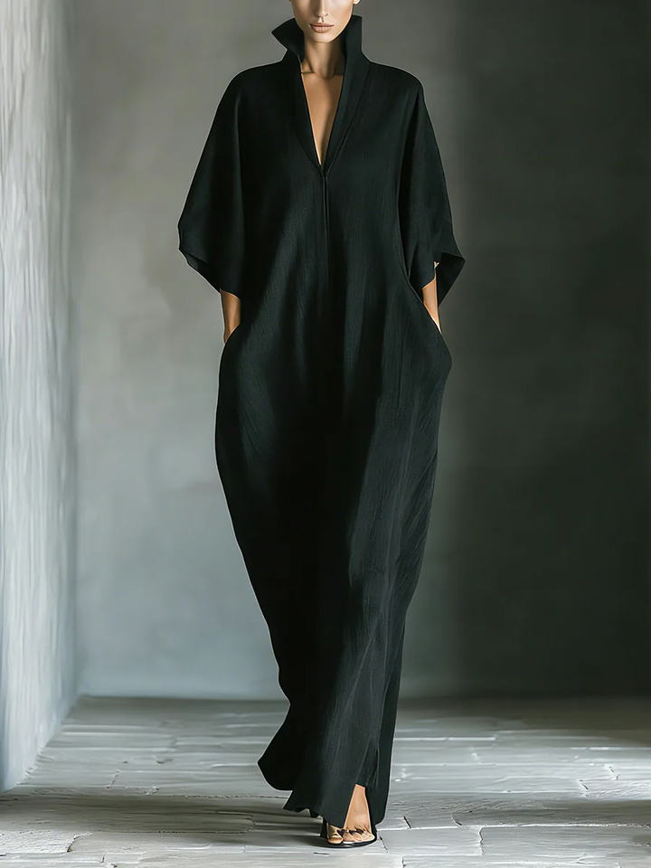 Susan • Robe Maxi Noire Surdimensionnée avec Manches Kimono