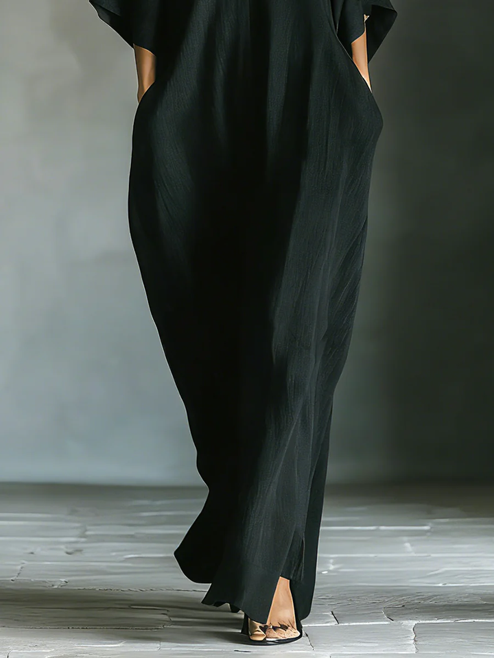 Susan • Robe Maxi Noire Surdimensionnée avec Manches Kimono