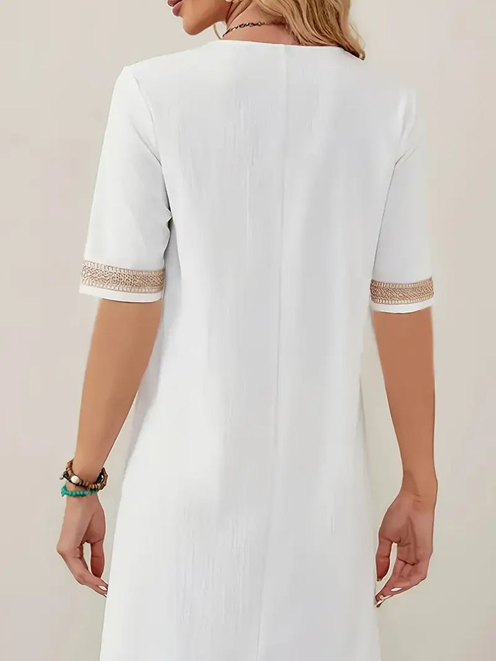 Robe d'été à col en V et détails en crochet pour femmes - Minty