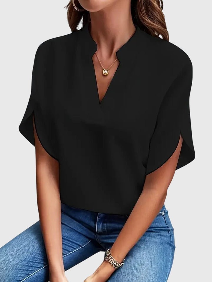Beatrix | Chemise V-Décollée Douce et Élégante