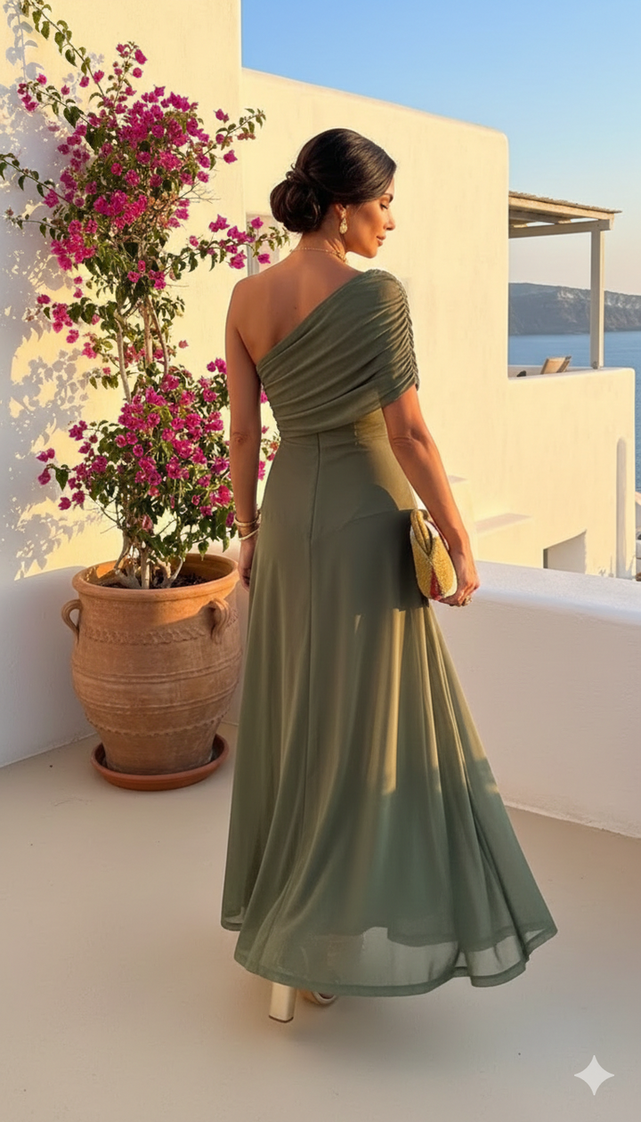 Uma - Robe fluide et ample au design élégant