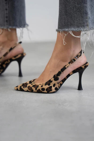 Mónica – Chaussures à talons léopard à bout pointu