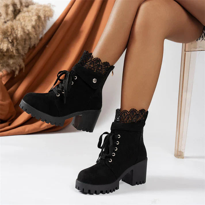 Tania - Bottines en dentelle avec talon épais